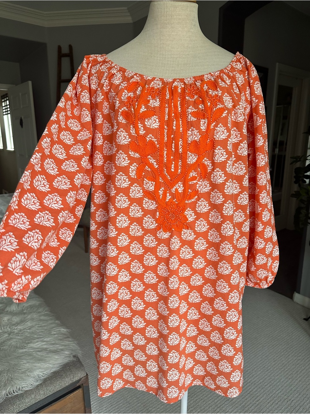 NVELOO Orange Printed Embroidered Tunic, size XL